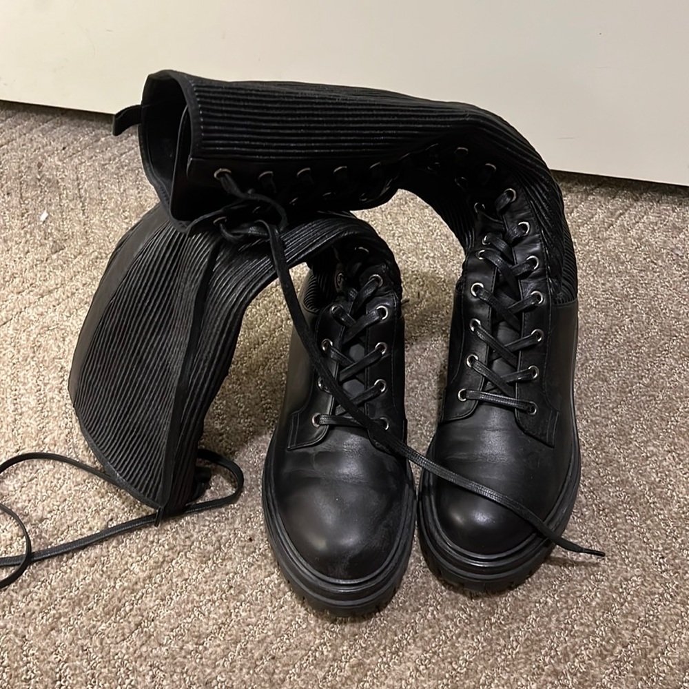 Gianvito Rossi Shoes size 38